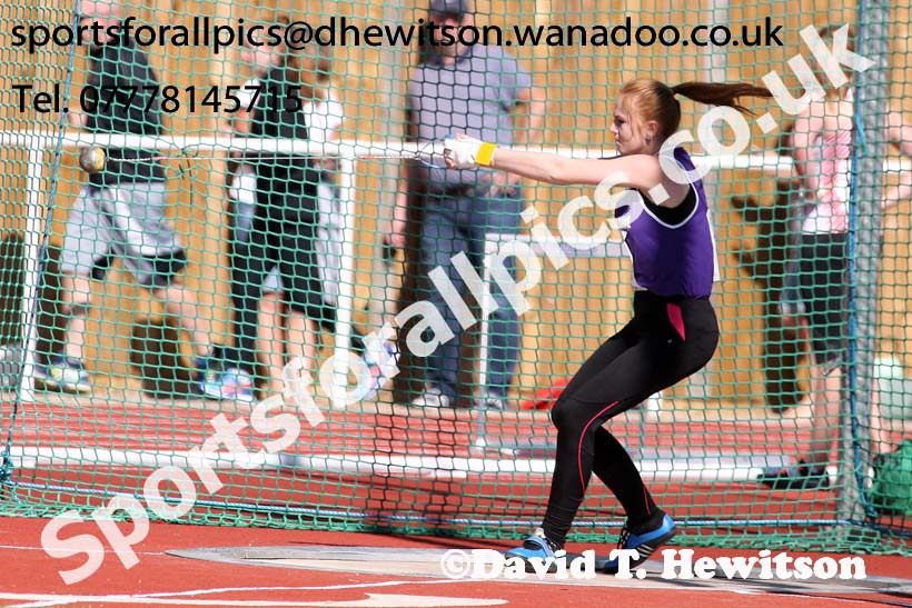 Under-17 womens hammer. Photo: David T. Hewitson/Sports for All Pics